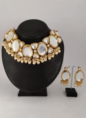 Cream Gold Polish High Kundan And Pearls Wedding Necklace Set